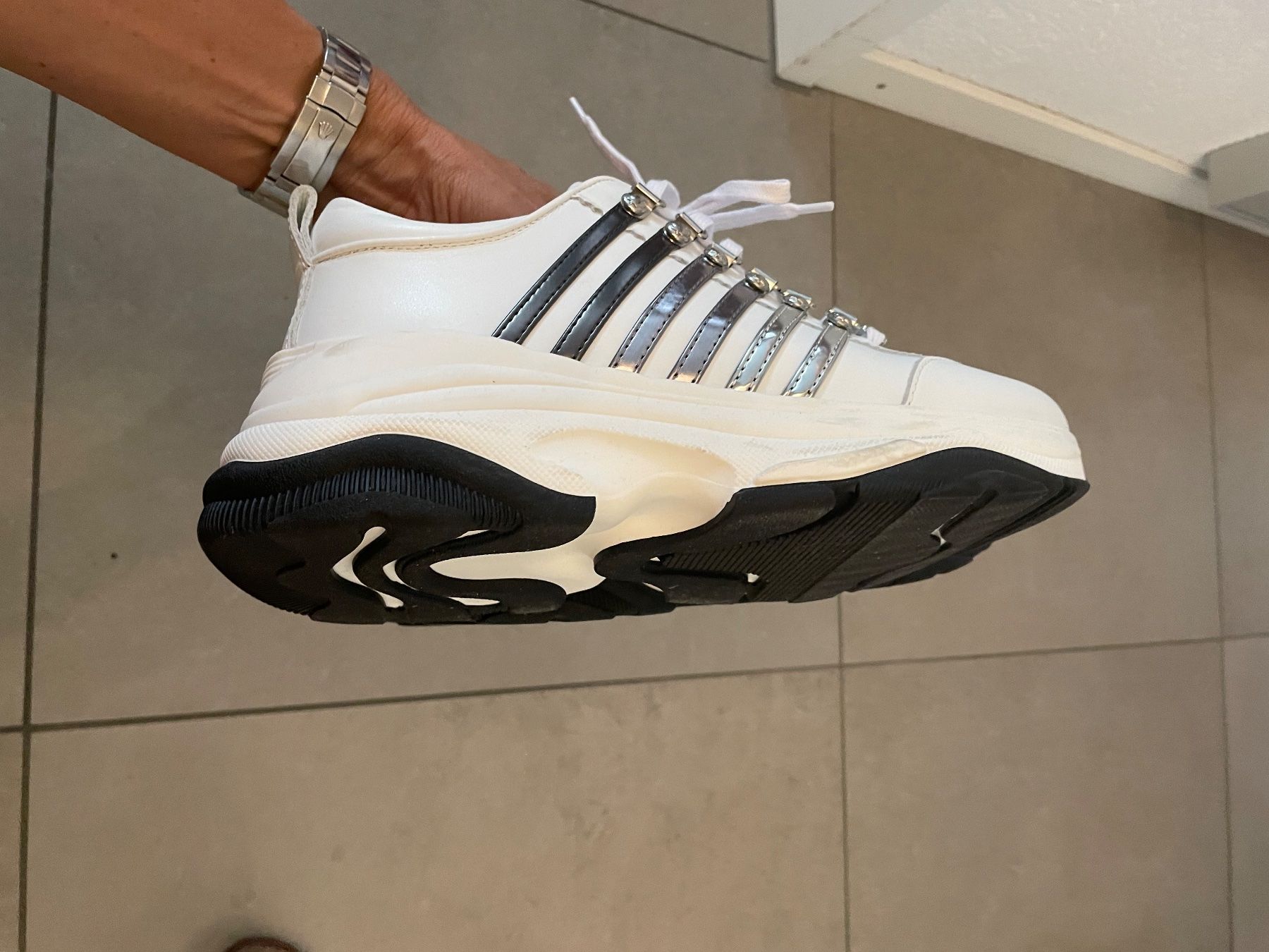 Dsquared2 Scarpe da donna: Dsquared Sneakers – Nuovo (secondo la descrizione) da Zunzgen venduto da mel_y6w2 2