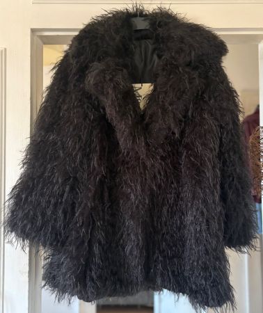 MANTEAU COURT EN FOURRURE ÉCOLOGIQUE ! M