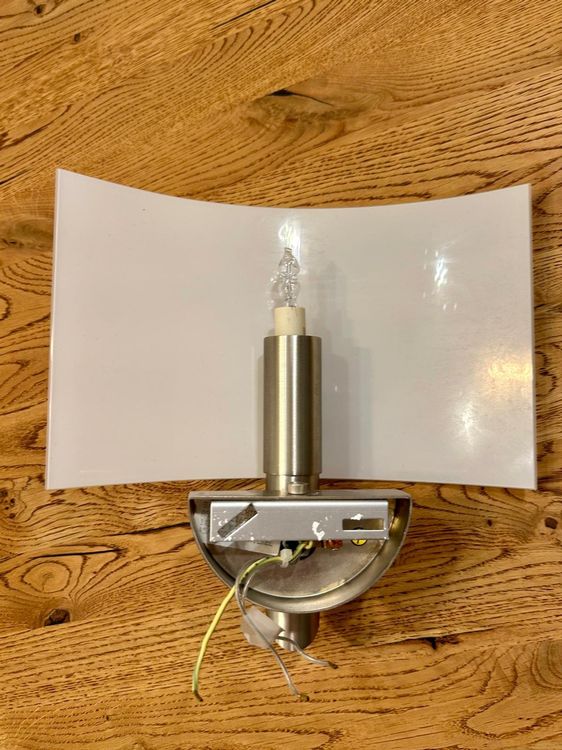 Lampes: Zwei stilvolle Mattnickel Wandlampen Glas Chic Modern – D'occasion à Balzers par ste_v6vc 2