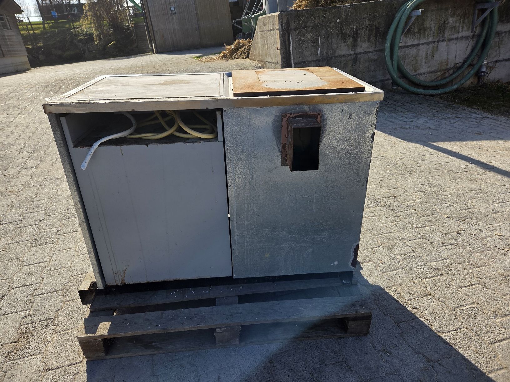 Cucine: Tiba Herd, Ofen, Glaskeramik – Usato da Maur venduto da Tscharina 2