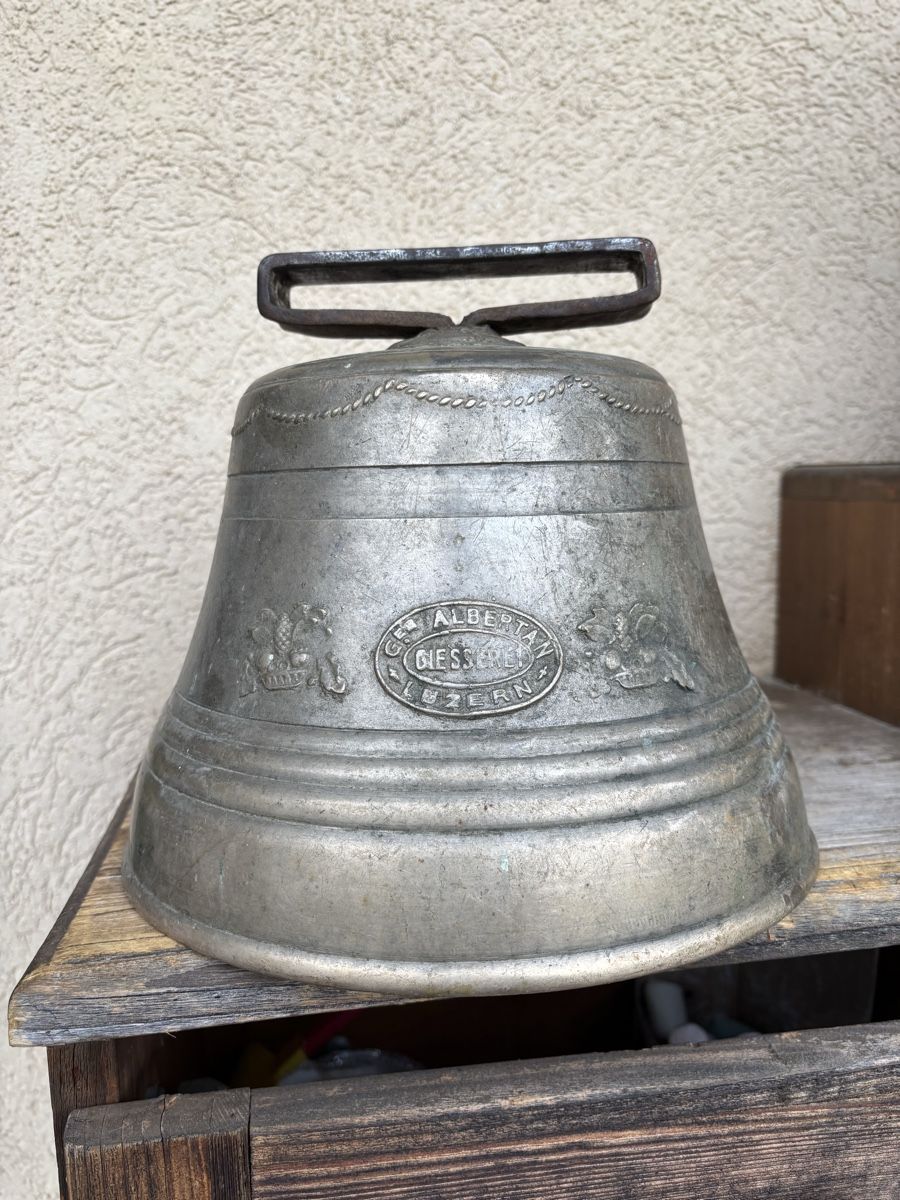 Campanacci mucche: Geb. Albertan Glocke – Usato da Schangnau venduto da Roseggli82