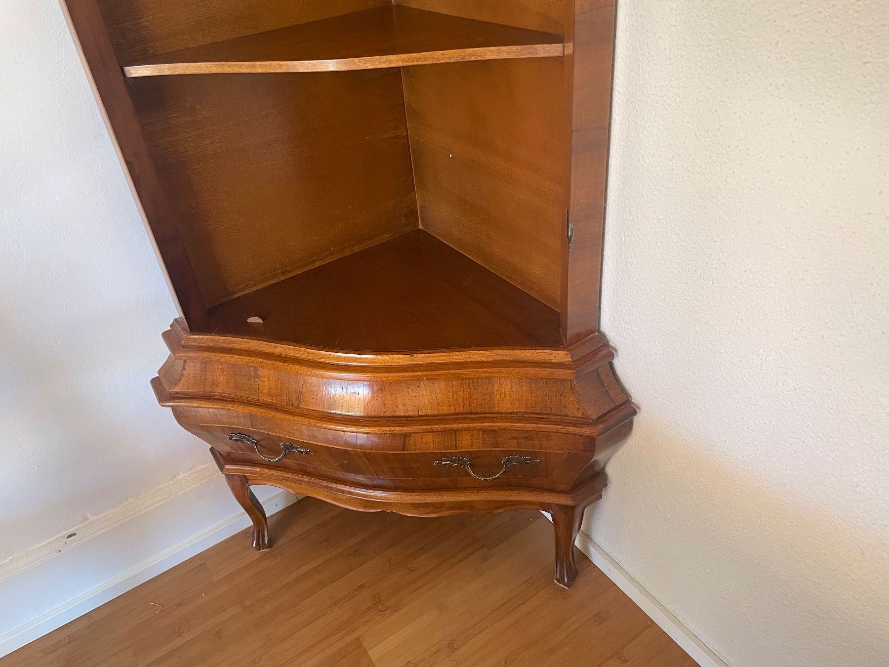 Vetrine: Eckvitrine Louis Philipp – Usato da Wettingen venduto da FeeSylvia7 6