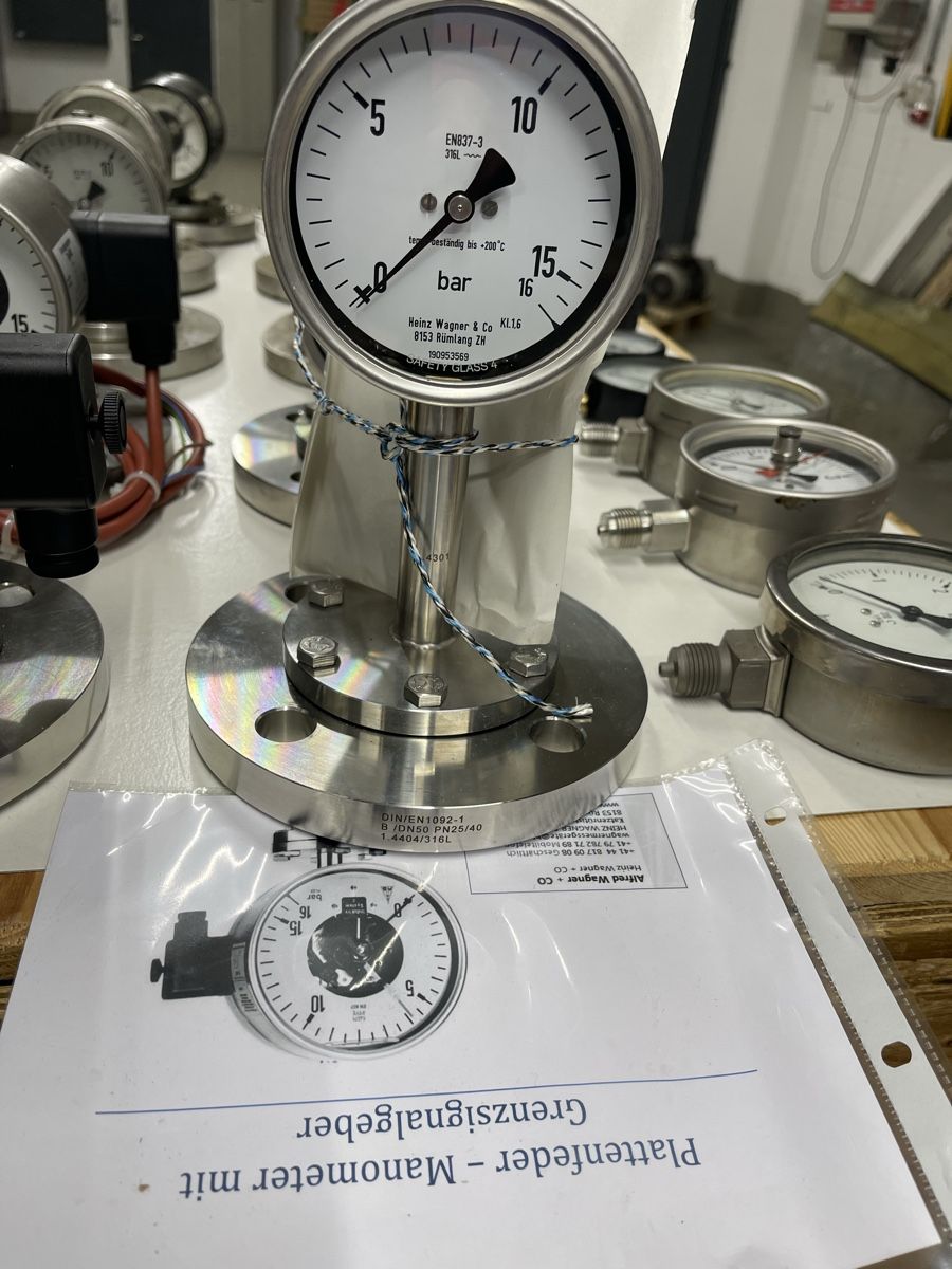 Mesurer: Manometer – D'occasion à Buttisholz par amrouch