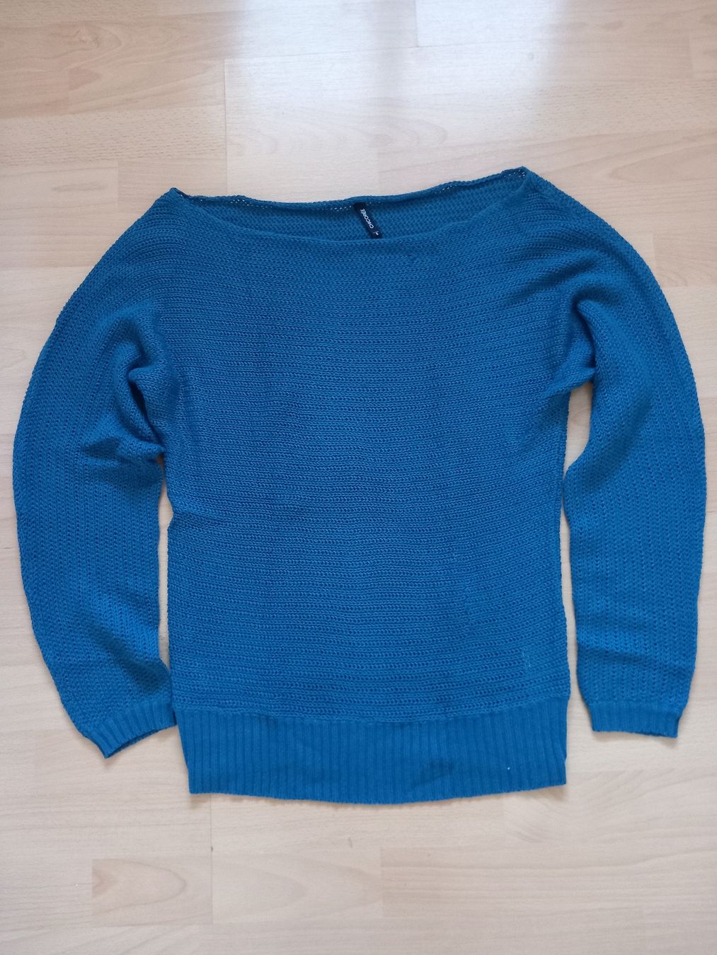 Pullover & Sweatshirts: Pull bleu en maille large Taille S – Gebraucht aus Faoug von per_kp6r 1