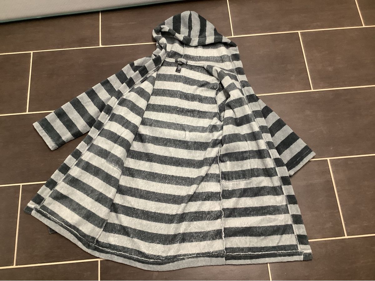 Bademäntel: Jungen Bademantel Gr. 146/152 – Gebraucht aus Brugg AG von Sweety_pie 1