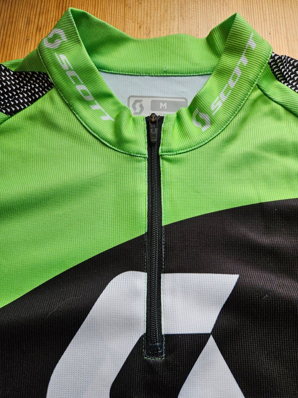 Scott Leibchen & Hosen: Radtrikot Scott Grösse M Velo Fahrrad Trikot Radsport – Gebraucht aus Hägglingen von United-Village-Trade 2