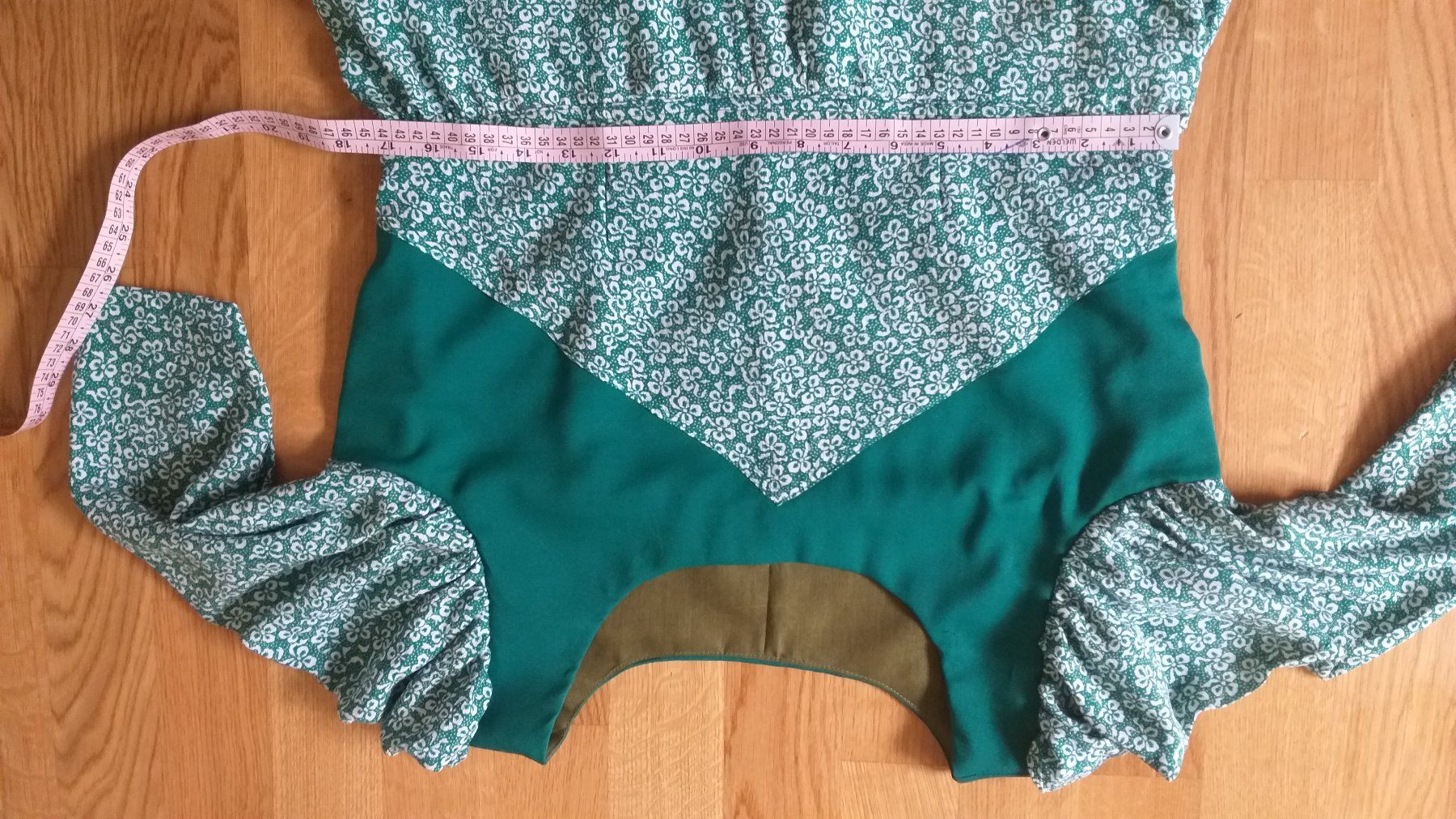 Vestiti: Lange Kleid – Usato da Bern venduto da mahilini 4