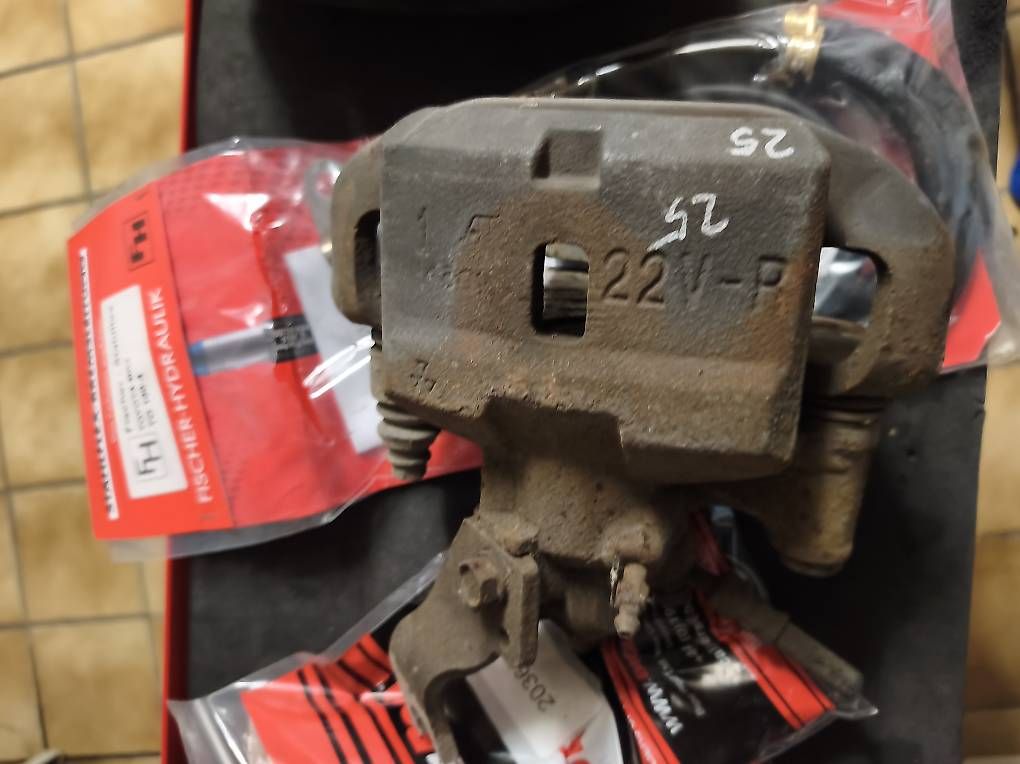 Ersatzteile: MR2 Sw20 Rev3 Bremssätel – Gebraucht aus Buttikon SZ von Bryan675 2