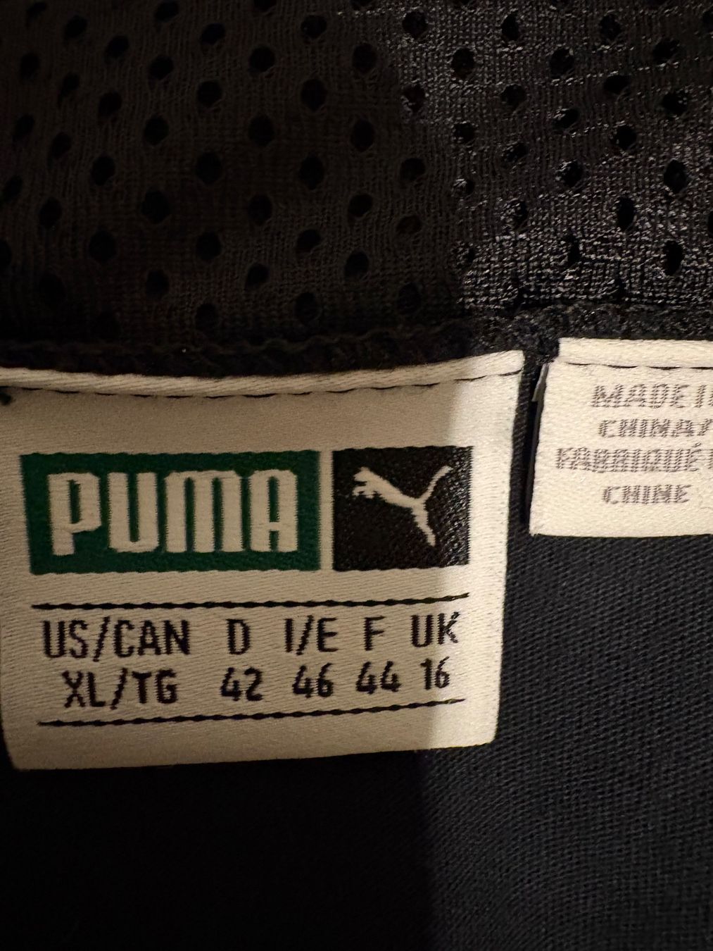 Puma Top: PUMA TOP gr42 NEU – Usato da Niederbipp venduto da blu_jw7r 7
