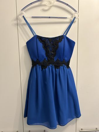 Süsses blaues Sommerkleid Gr. S mit Spitze cherry®
