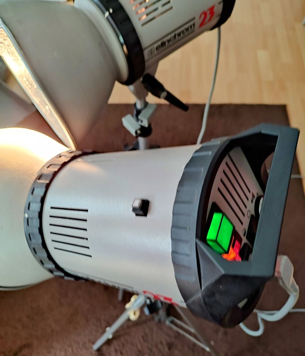 Flash: elinchrom 23 Professional Photo Flash System – Usato da Scherzingen venduto da gambach46 1