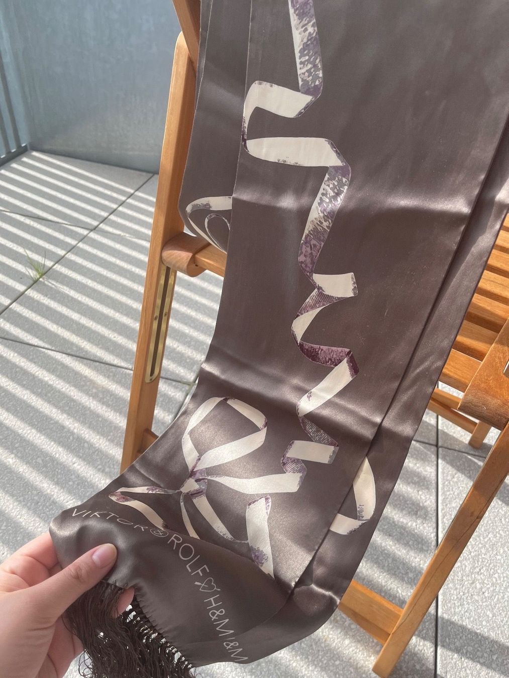 Foulard & Sciarpe: Victor & Rolf H&M Seidenschal – Nuovo (secondo la descrizione) da Brütten venduto da Rod816 2