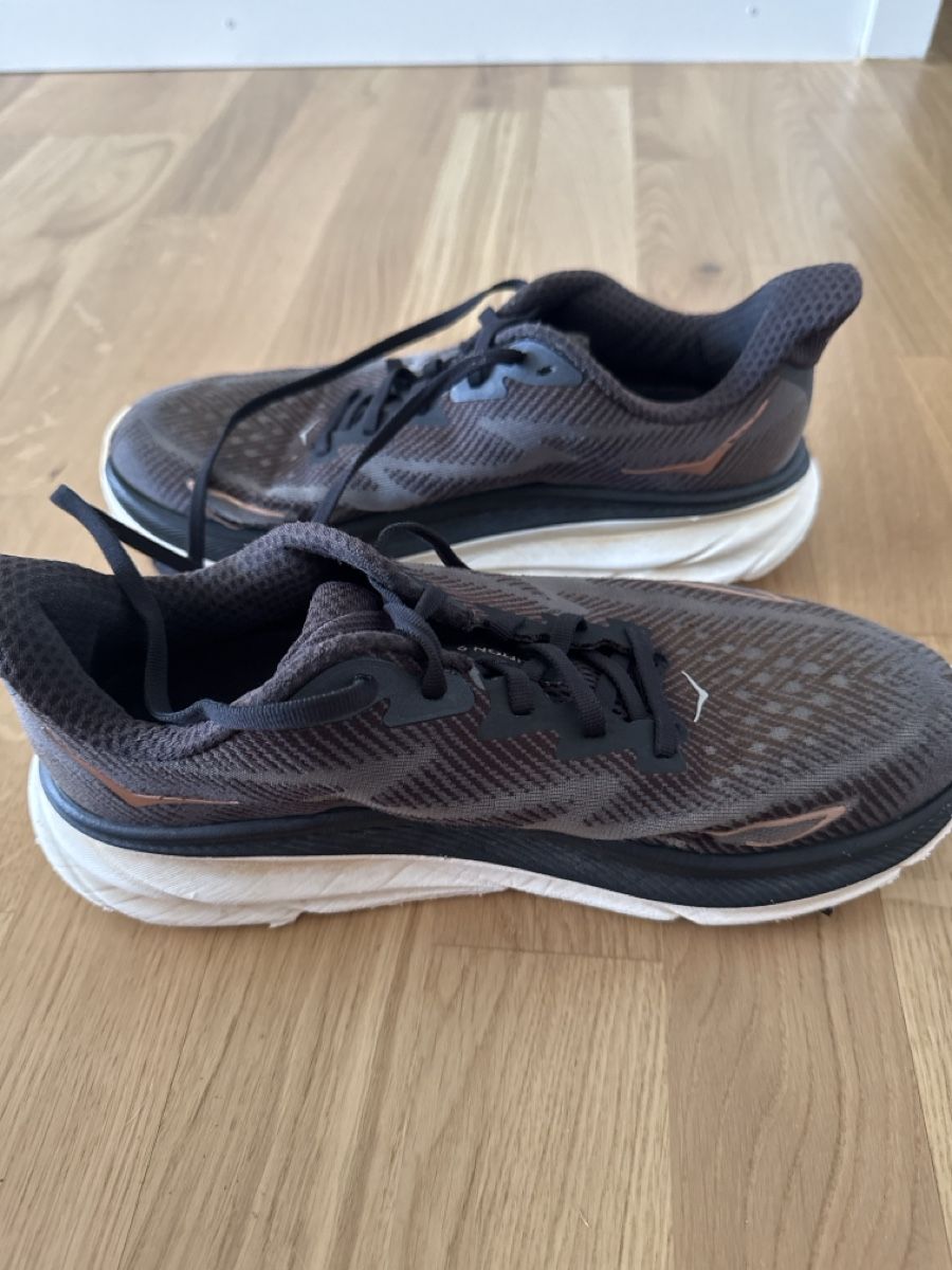 Hoka One One Damenschuhe: Hoka Clifton 6 – Gebraucht aus Hunzenschwil von mila012 2