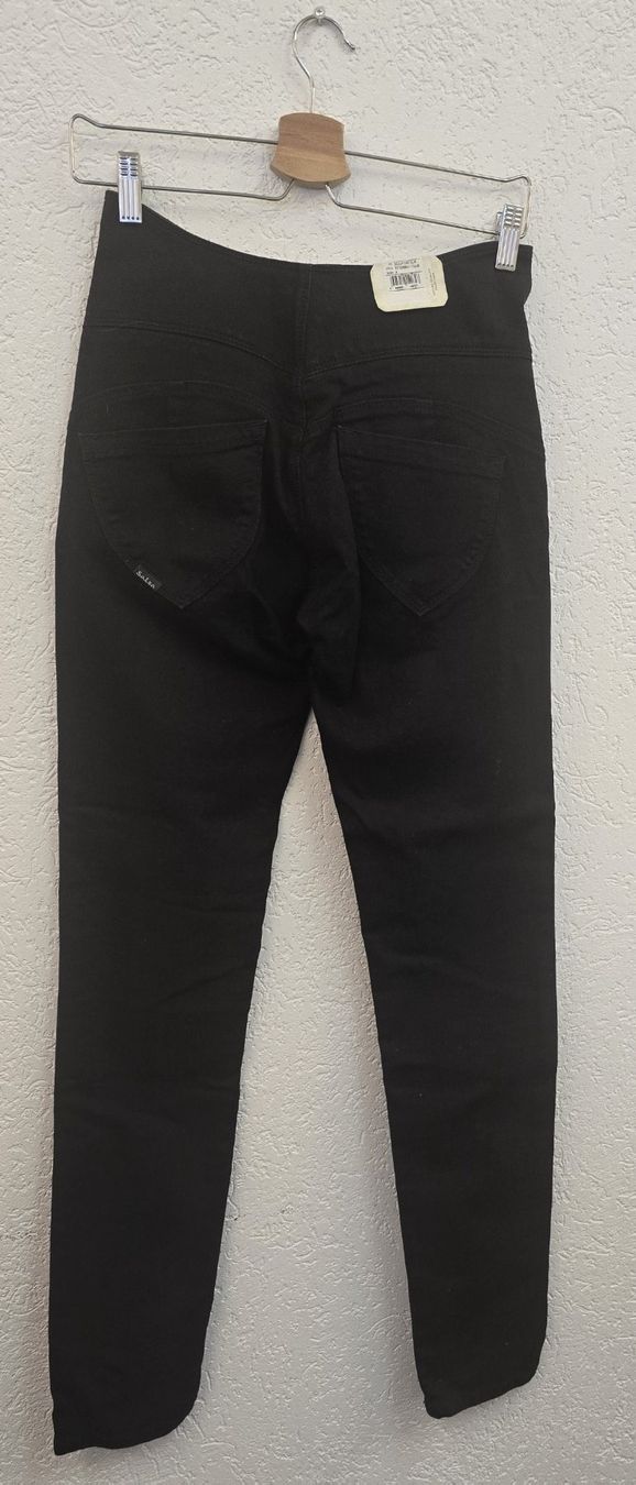 Jeans: Shaping  Push-up Jeans Schwarz Salsa – Nuovo e nell'imballaggio originale da Brütten venduto da Diana098 1