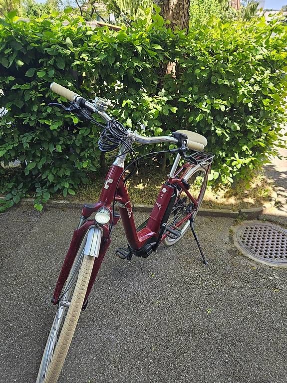 Vélos: Cube eBike ELLA RIDE HYBRID – D'occasion à Münchenbuchsee par nad_q2bf 2