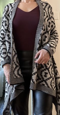 Cardigan Guess taille M, noir et blanc