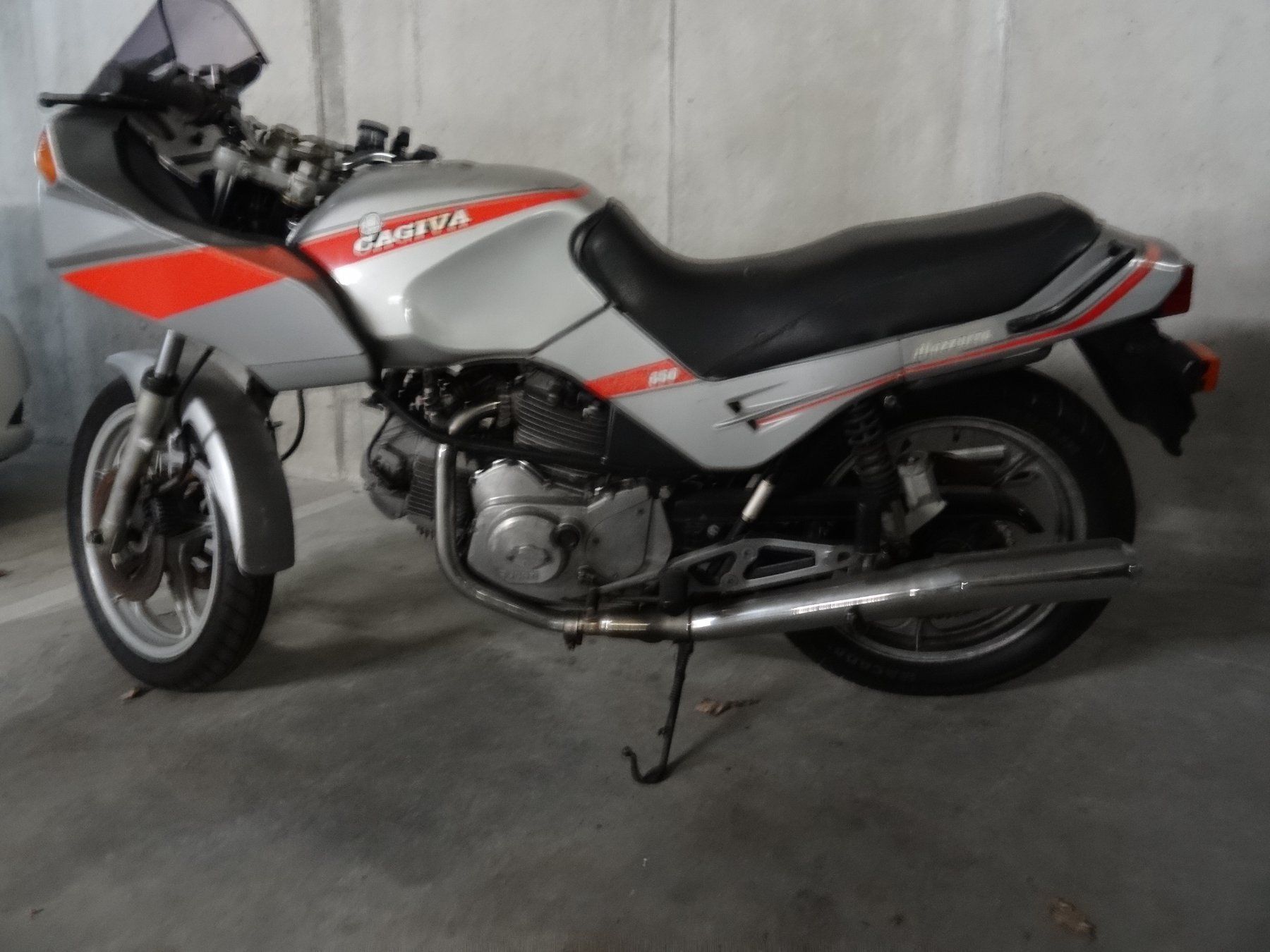 Cagiva Strada: CAGIVA 650  ALAZZURRA --- VETERAN  ---  OLDTIMER --- – Usato da Niederbipp venduto da mission55impossibile 1