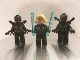 Lego Super Heroes Minifiguren black Widow + 2 Outrider 76101