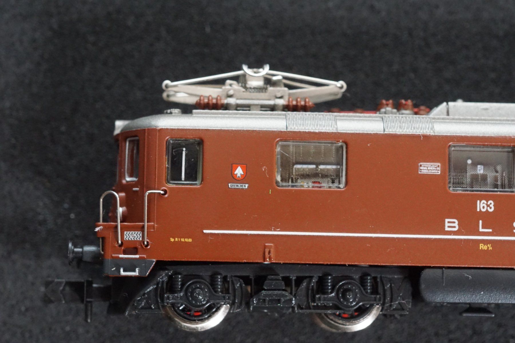 Arnold Modellini di ferrovie: ARNOLD Re 4/4 BLS Nr.163 braun – Usato da Gränichen venduto da iknow 2