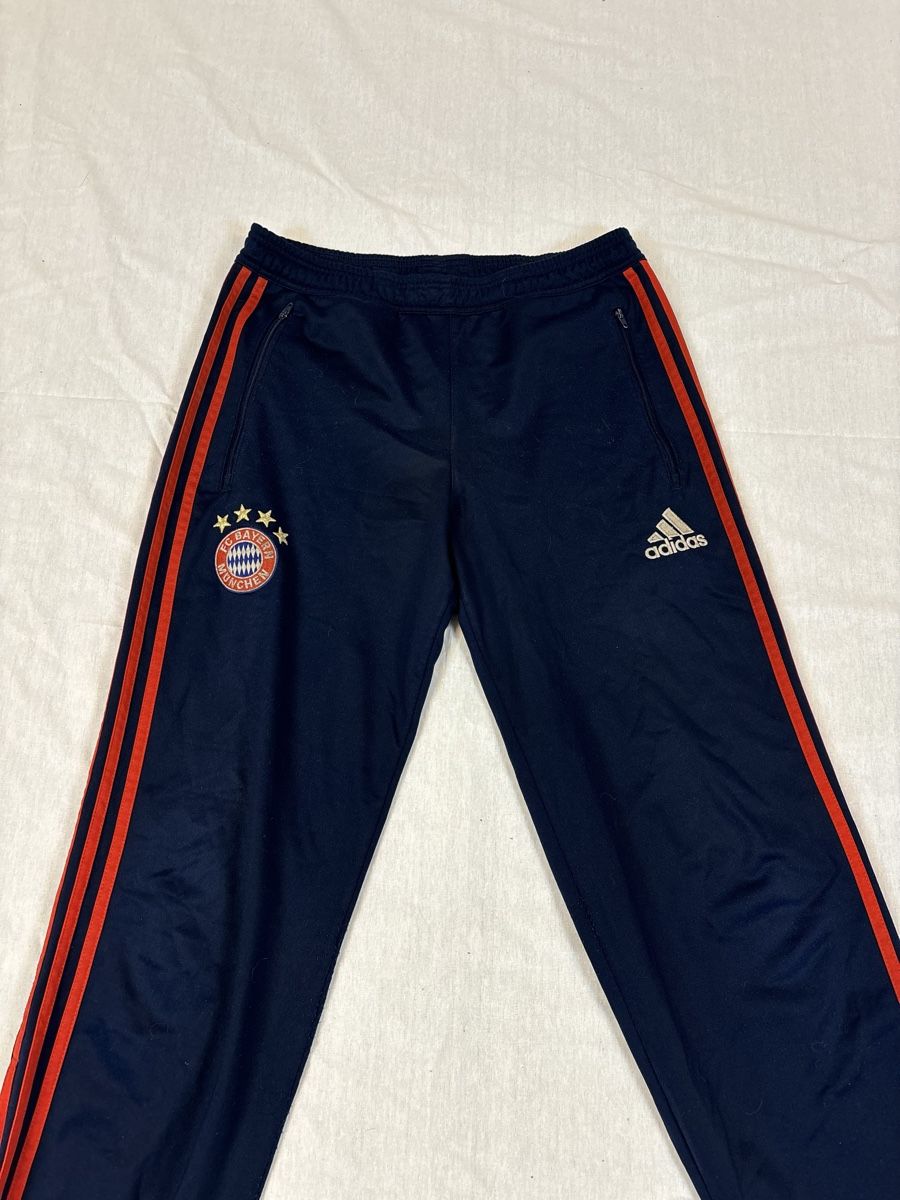 Adidas Hosen: Adidas Trainerhose Bayern München – Neu (gemäss Beschreibung) aus Lindau von KT_Vintage 1