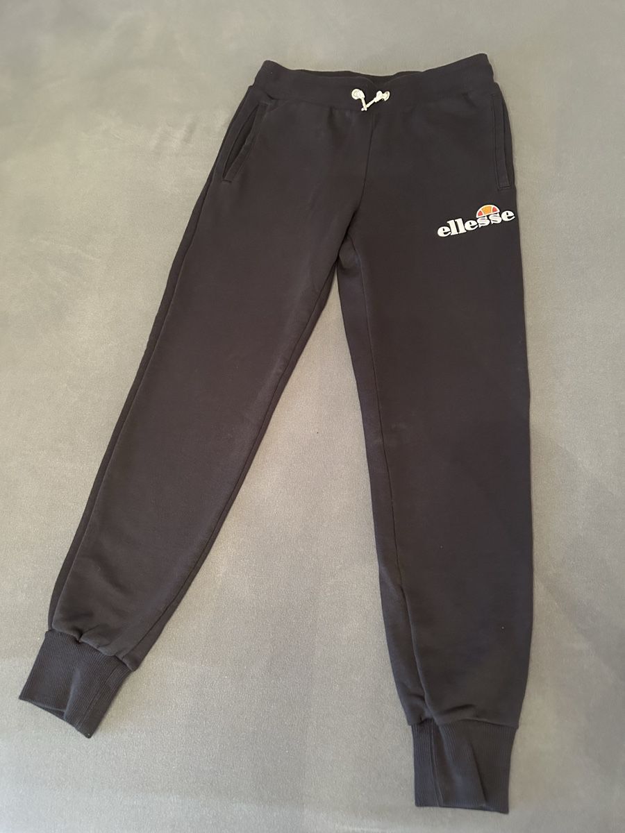 Ellesse Pantaloni: Ellesse Jogginghose Grösse 38 – Nuovo (secondo la descrizione) da Tägerschen venduto da Tommylee88 2