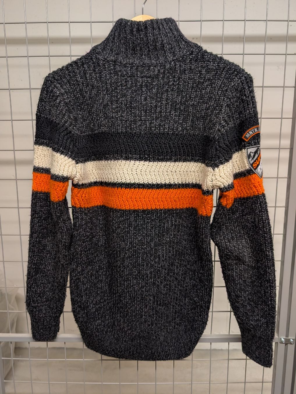 Superdry Pullover & Sweatshirts: Superdry Strickpullover, Grösse M, Grau/Orange – Gebraucht aus Zürich von jfk_ch 3