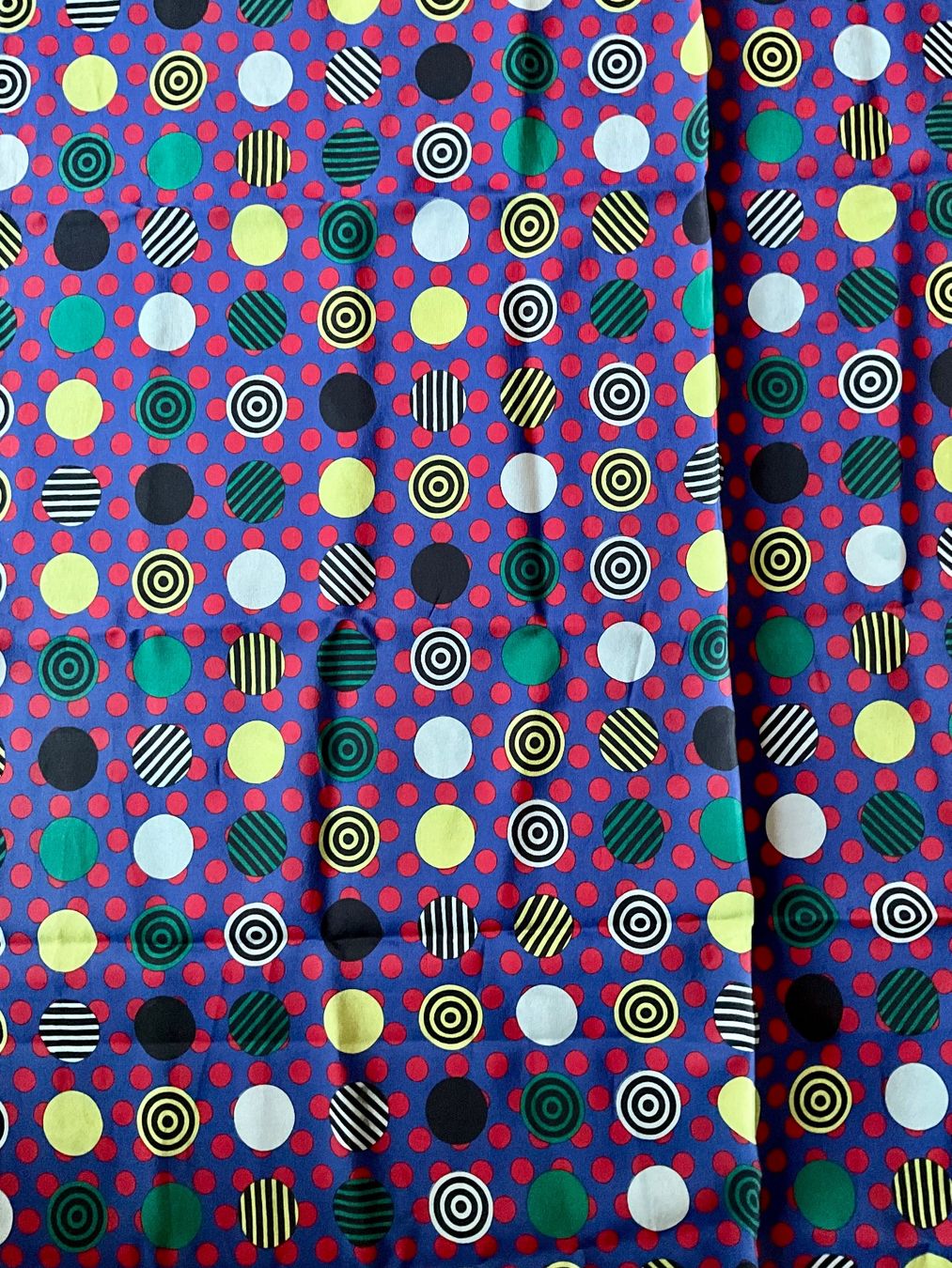 Fabric Frontline Foulard & Sciarpe: Seidenschal fabric frontline – Usato da Davos Clavadel venduto da panorama01 2