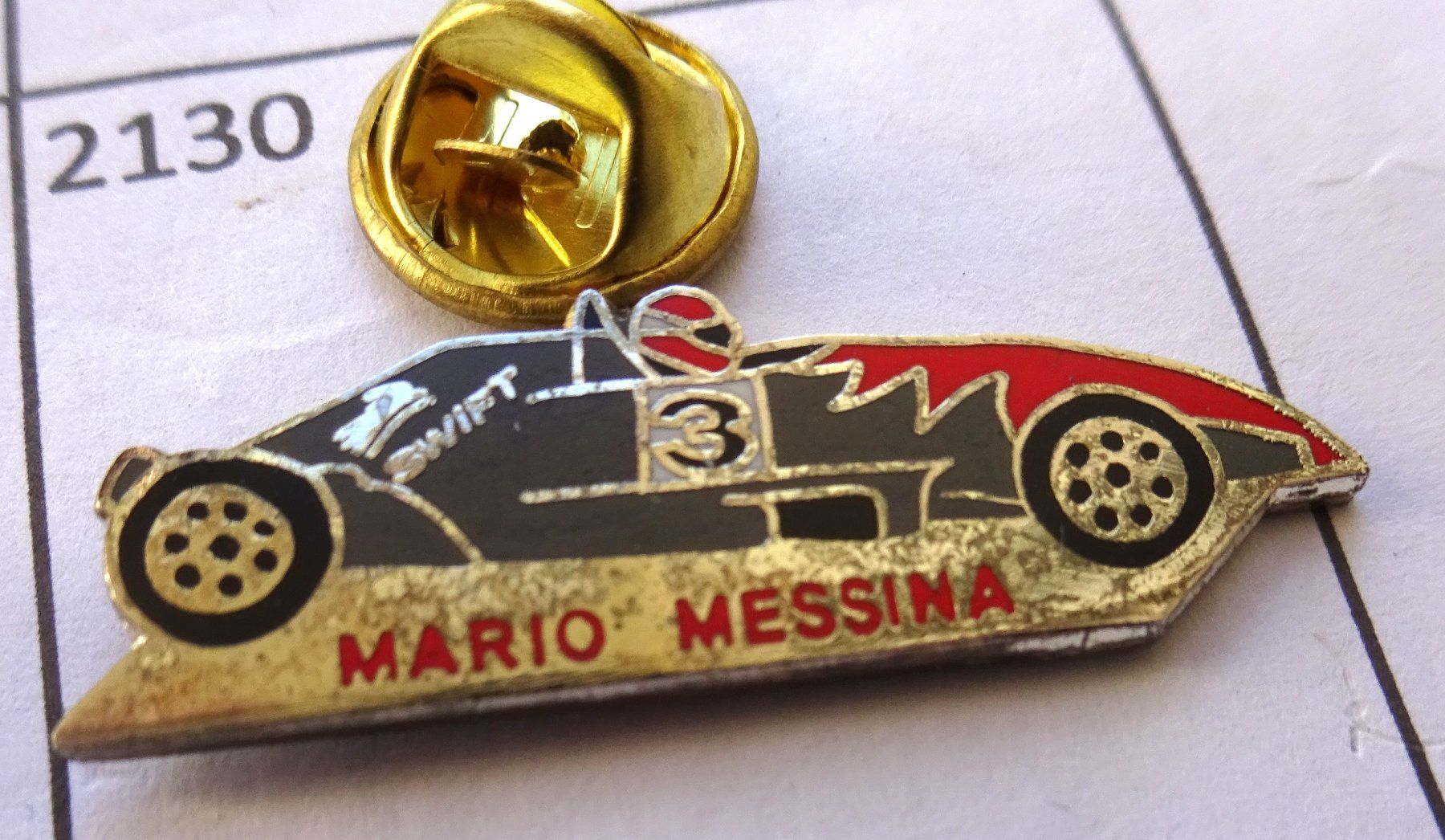 Placchette & Badge: Pin Rennauto Mario MESSINA – Usato da Utzenstorf venduto da BUtter81