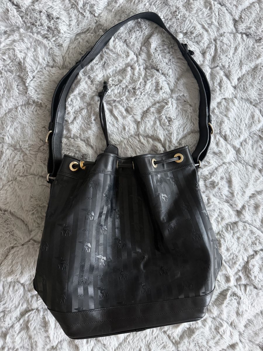 Maison Mollerus Taschen für Damen: Beuteltasche NIESEN Maison Mollerus – Gebraucht aus Herzogenbuchsee von closetflip 3