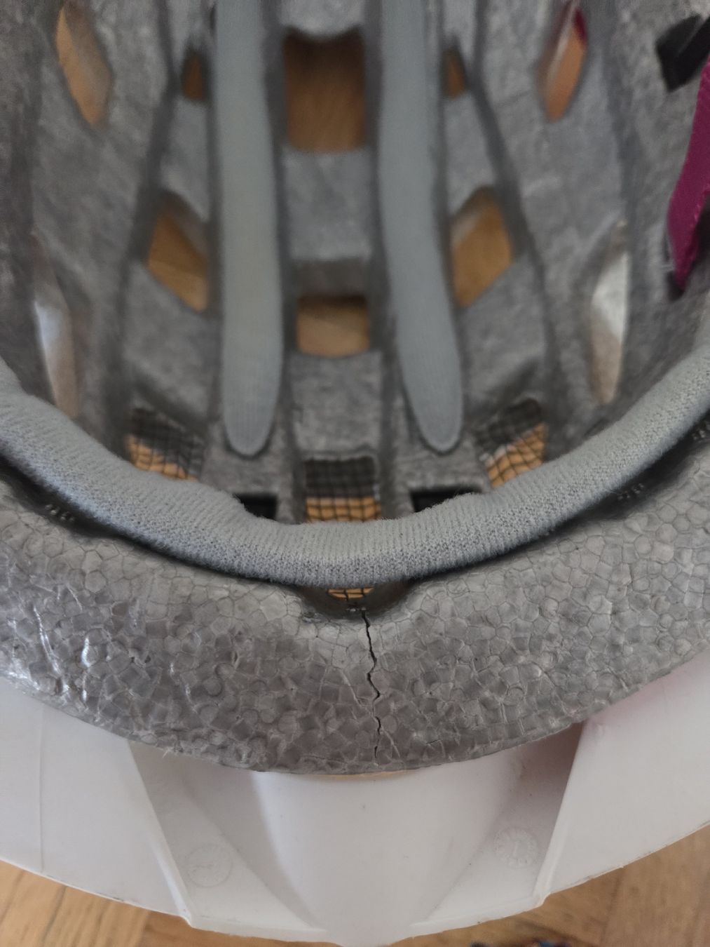 Uvex Helme: UVEX Velohelm 52-57 cm – Gebraucht aus Aarau von crissta 2