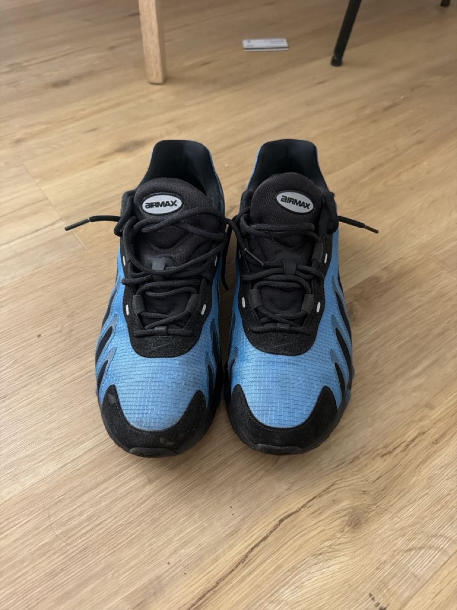 Nike Scarpe da uomo: Air max dn 8 – Usato da Basel venduto da lor_qvv6