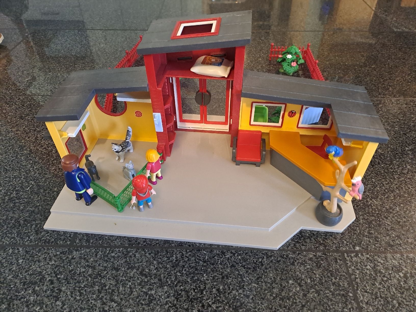 Playmobil Spielzeuge: Playmobil "Tierheim" – Gebraucht aus Siebnen von danlas21 1