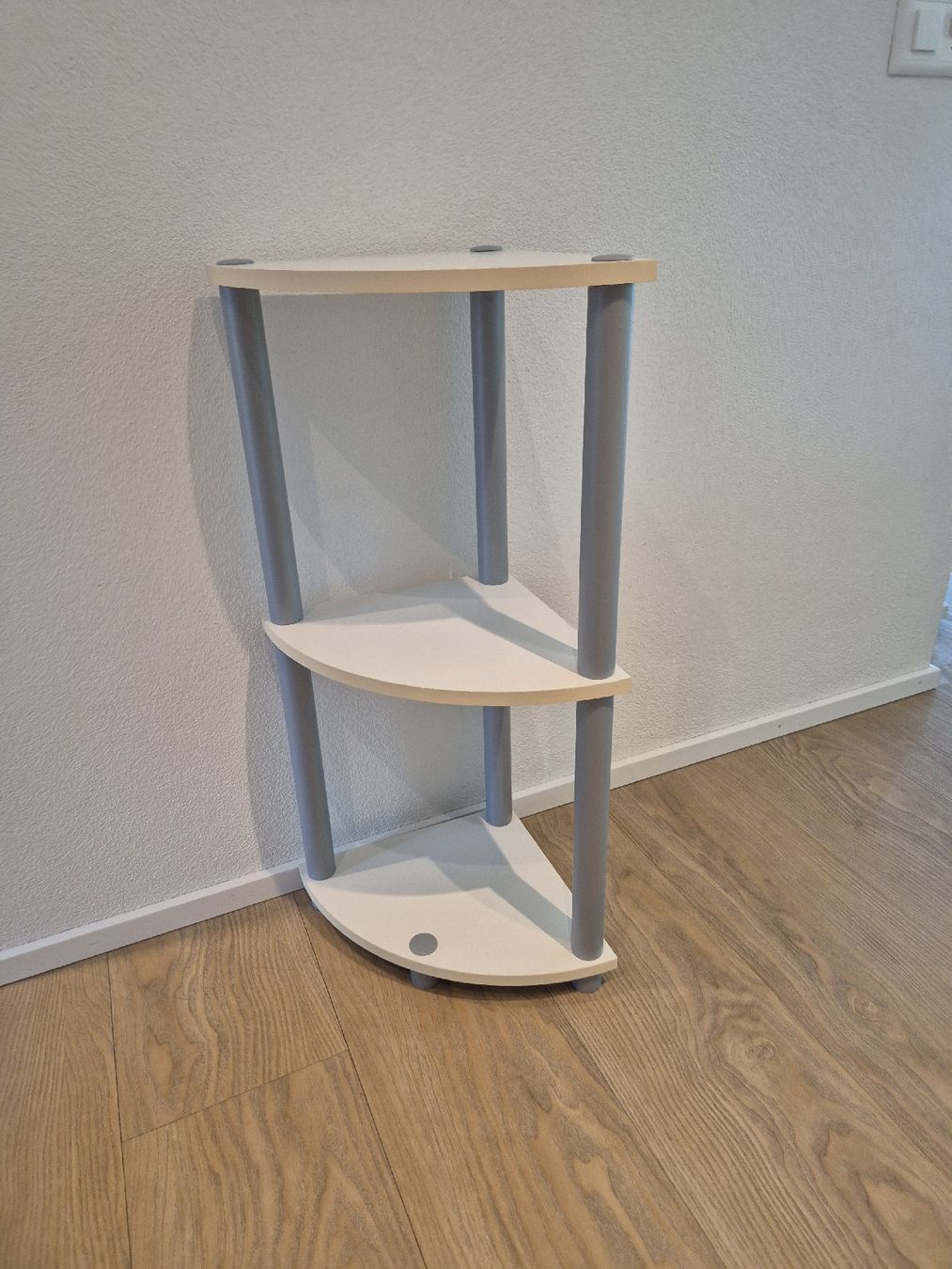 Scaffali: Eckregal 30x30x78cm – Usato da Winkel venduto da fkr_xpw8