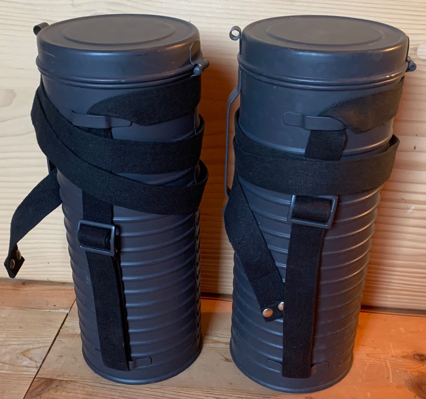 Schweizer Armee Borse: 2 Gasmaskenbüchsen der CH Armee – Nuovo (secondo la descrizione) da Goldingen venduto da Bergler012 1