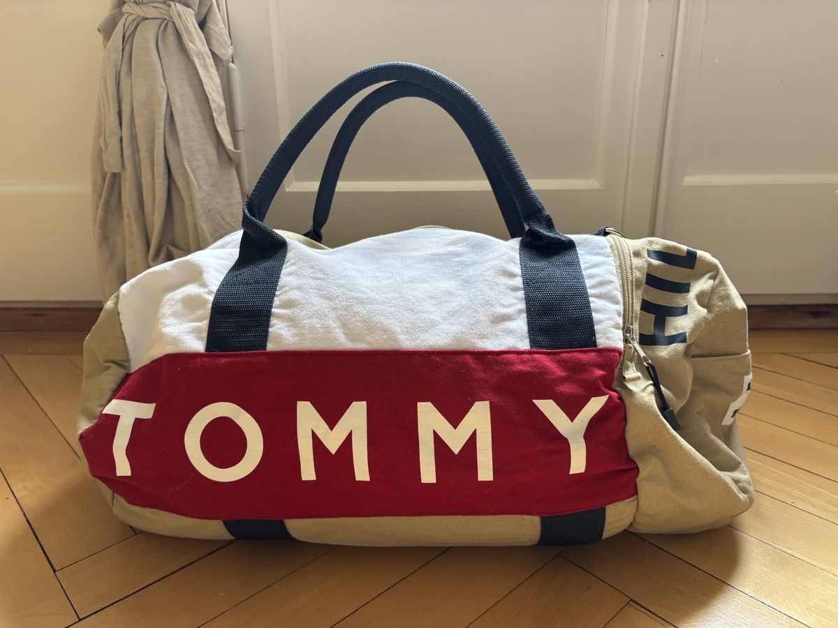 Tommy Hilfiger Borse: Originale Tommy Hilfiger Reisetasche – Usato da Spiegel b. Bern venduto da jkrug