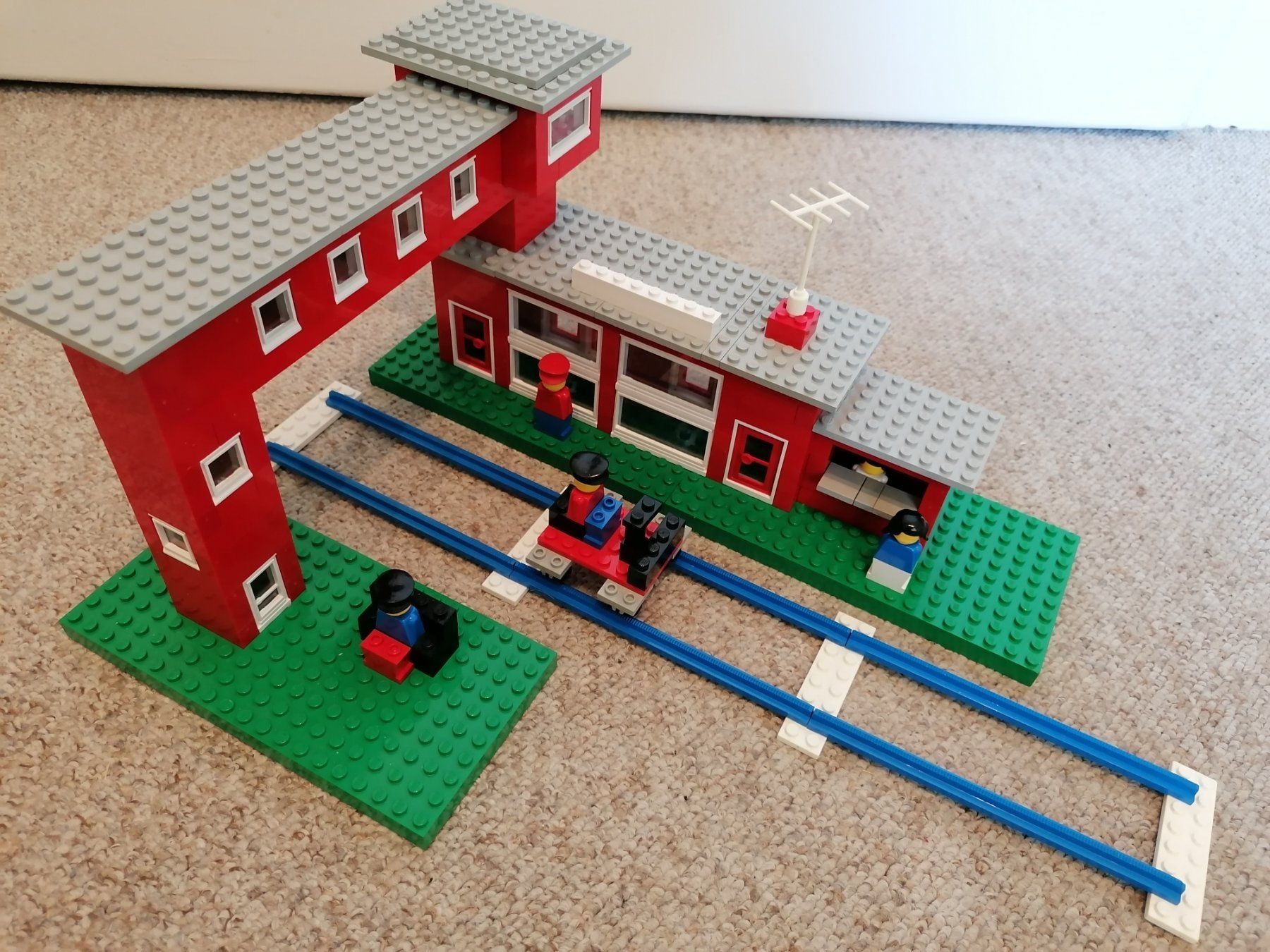 Lego Jeux de construction: LEGO Eisenbahn # 148 Central STATION von 1975 – Neuf (Voir description) à LAUSANNE par Ch0937 1