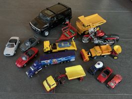 Spielzeugautos Konvolut 12 Stk verschiedene Modelle