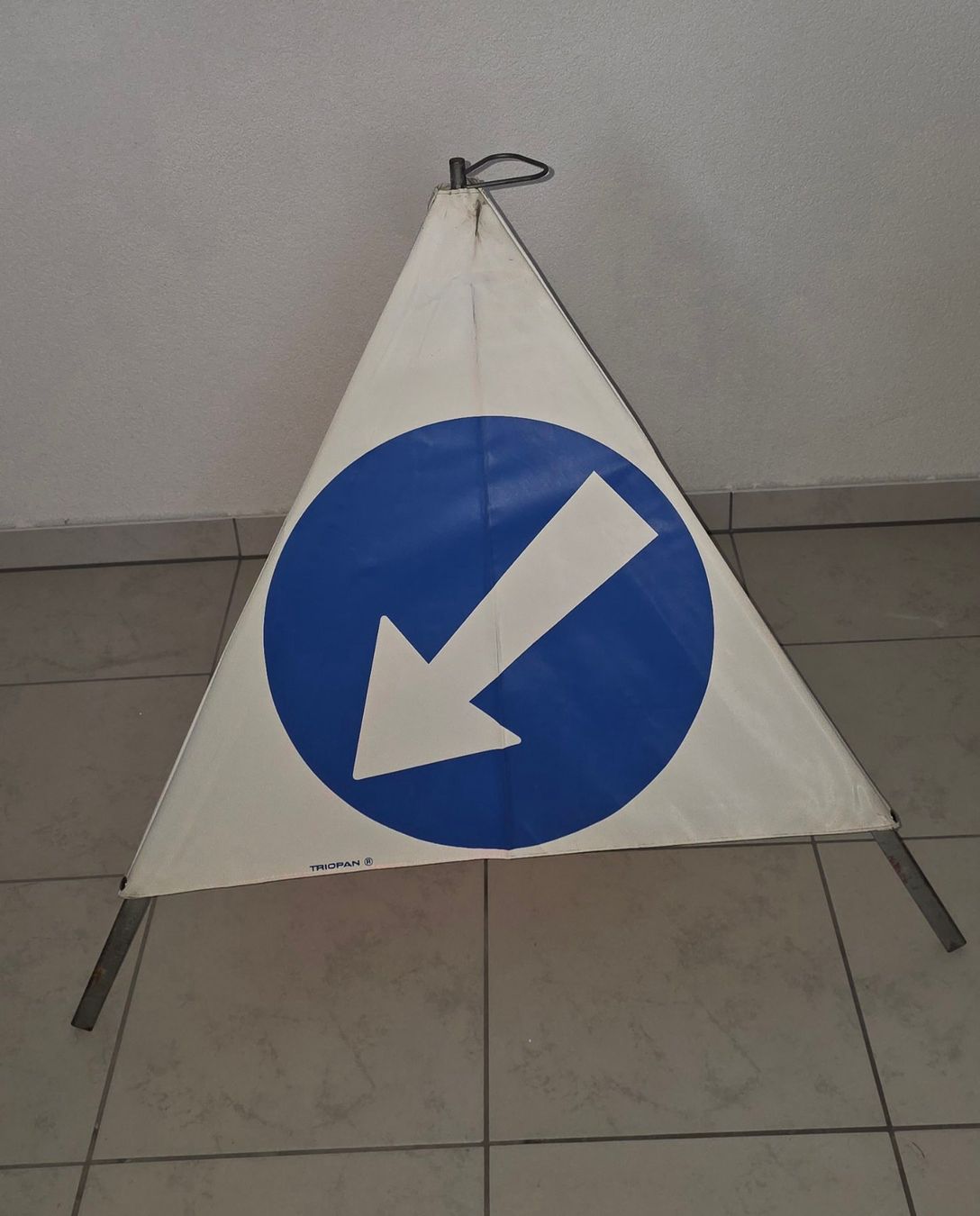 Triopan Insegne: Triopan Faltsignal 70er N – Usato da Aarburg venduto da Se20 2