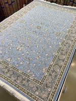 Edler Orientteppich, hellblau mit Blumenmuster, Top Zustand!