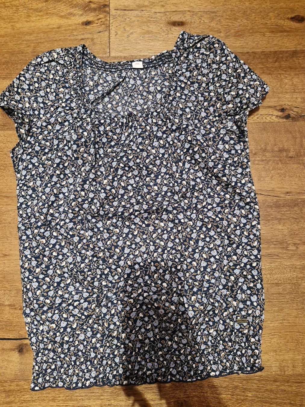 S.Oliver Blusen: S.Oliver Bluse, Grösse 36, Sommerbluse, Neuwertig! – Gebraucht aus Bottmingen von mbrunetti1 1