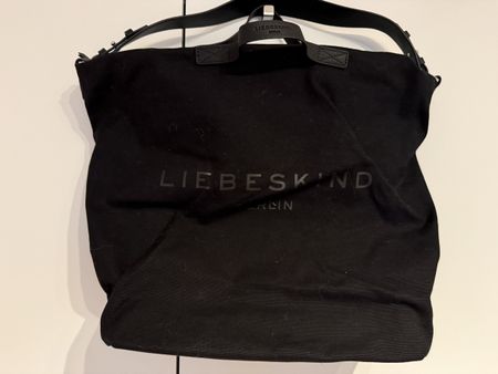 Liebeskind Stofftasche in schwarz