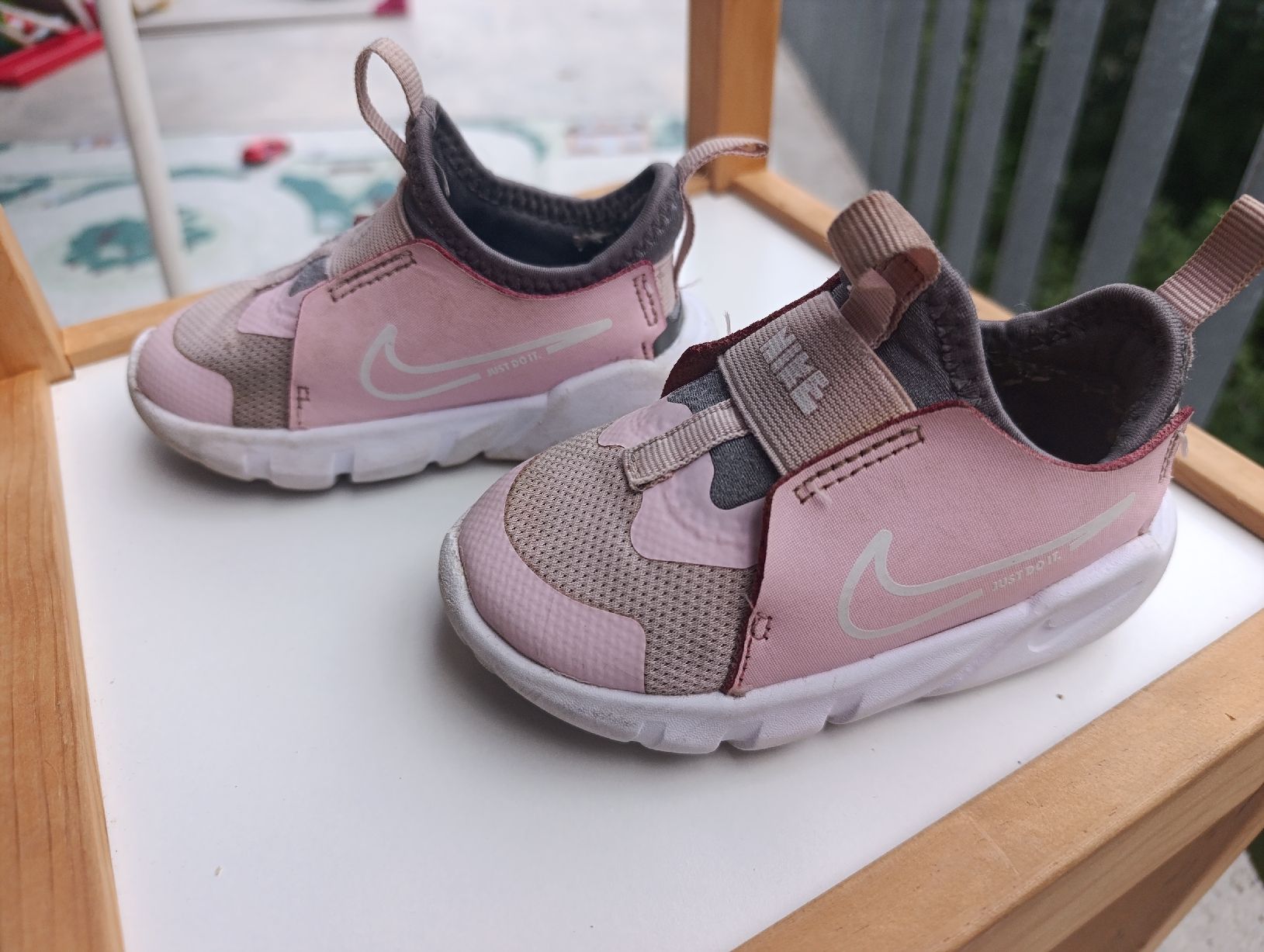 Nike Scarpe per ragazze: Mädchen Schuhe  – Usato da Ittigen venduto da mih_vj86 2