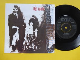 Eurythmics – The Walk