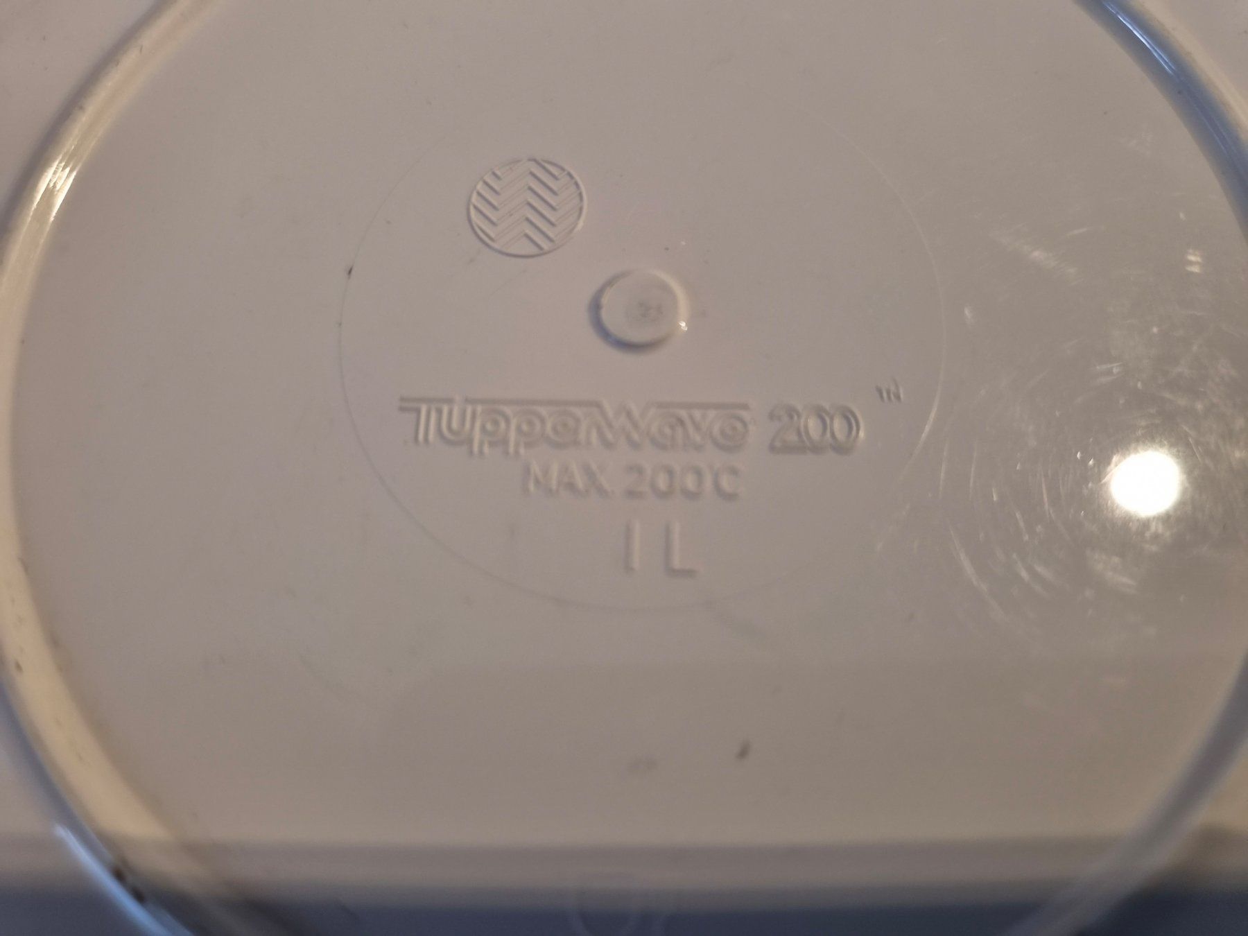 Tupperware Behälter & Ähnliches: Tupperware Geschirr mit Deckel 1 Liter – Gebraucht aus Worben von Leuchu 3