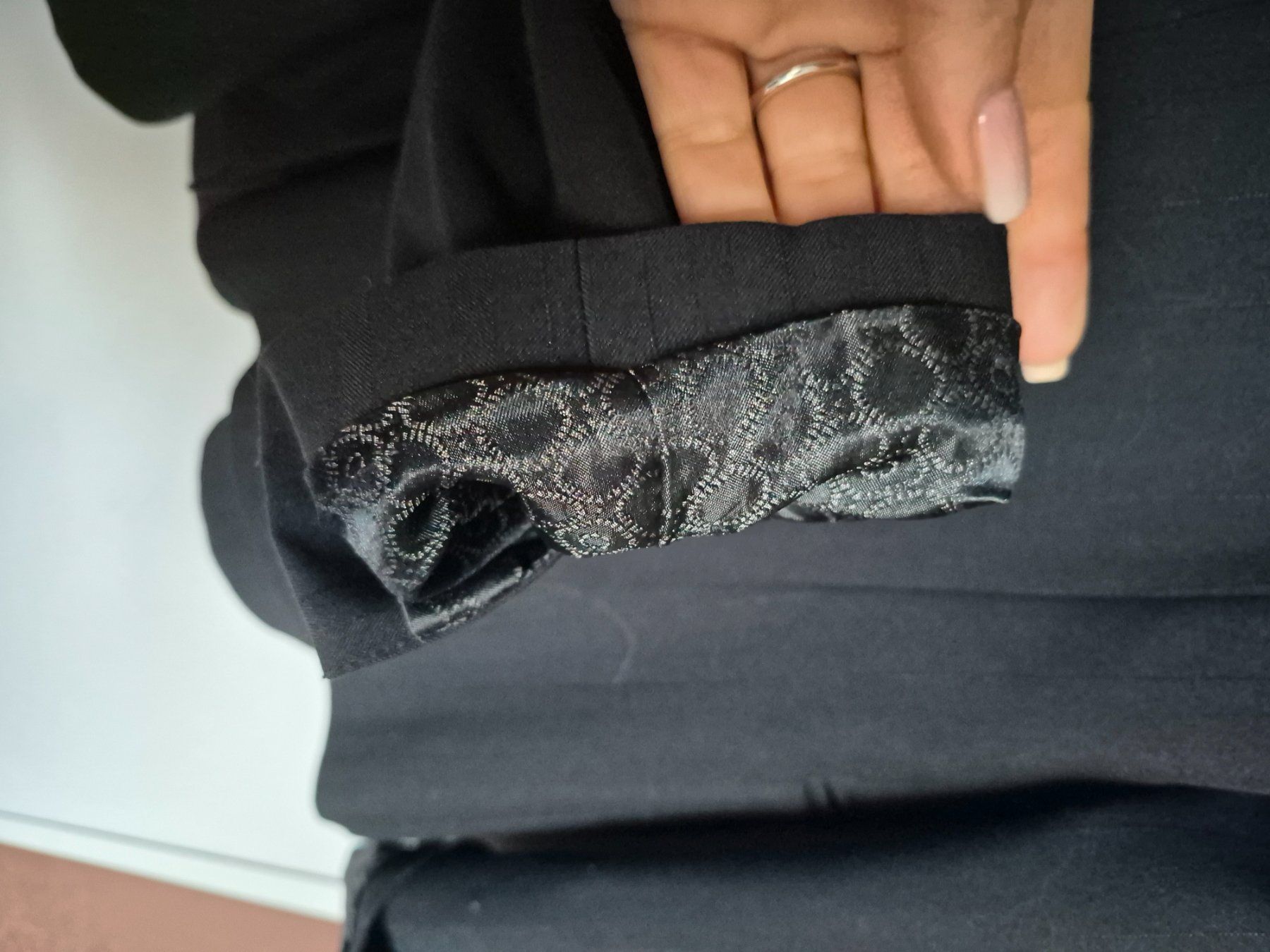 H&M Jacken: H&M Giacca nera elegante taglia 36 – Gebraucht aus Aurigeno von TesBri 4