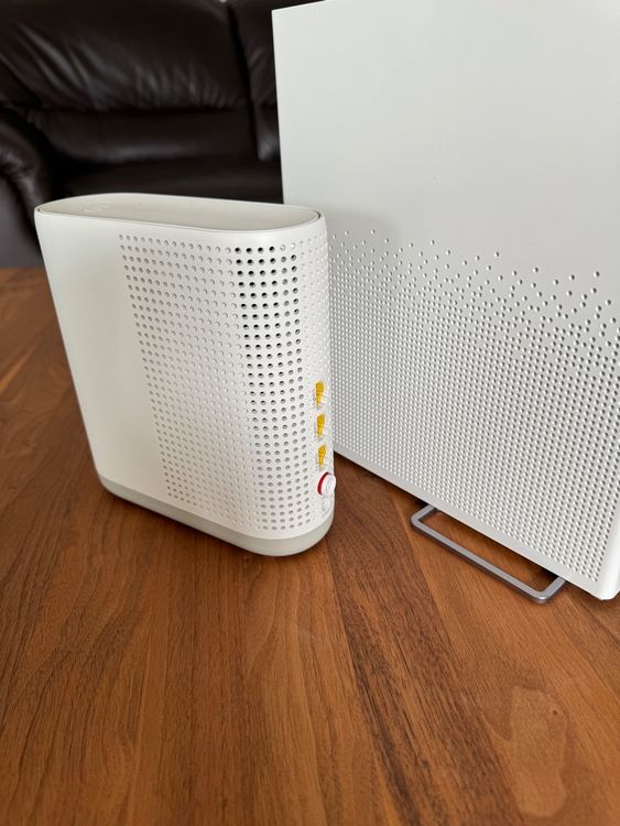 Swisscom Internet-Box 4 (Router) inkl. WLAN-Box 3 (Repeater) (Neu ...