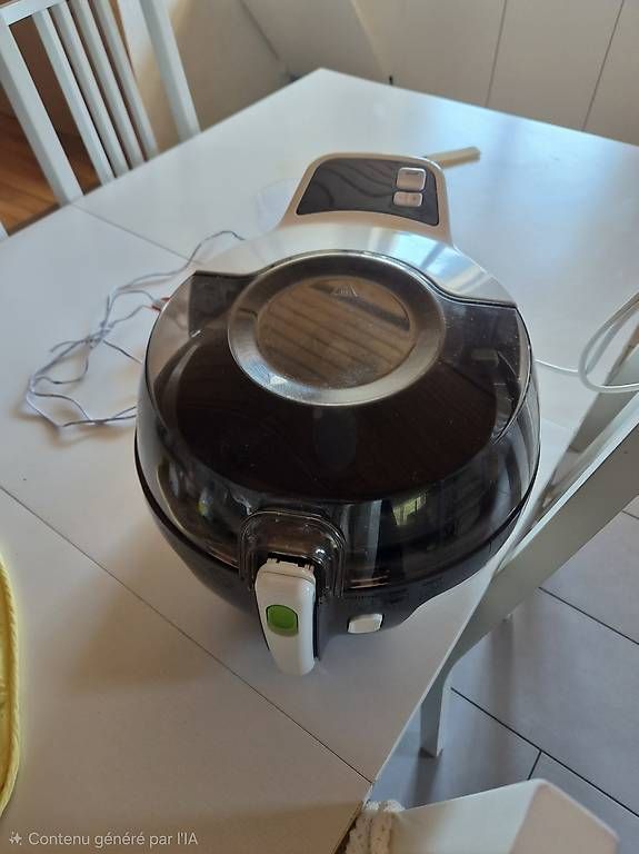 Elettrodomestici da cucina: Friteuse à air chaud – Usato da Les Bois venduto da Nyvara