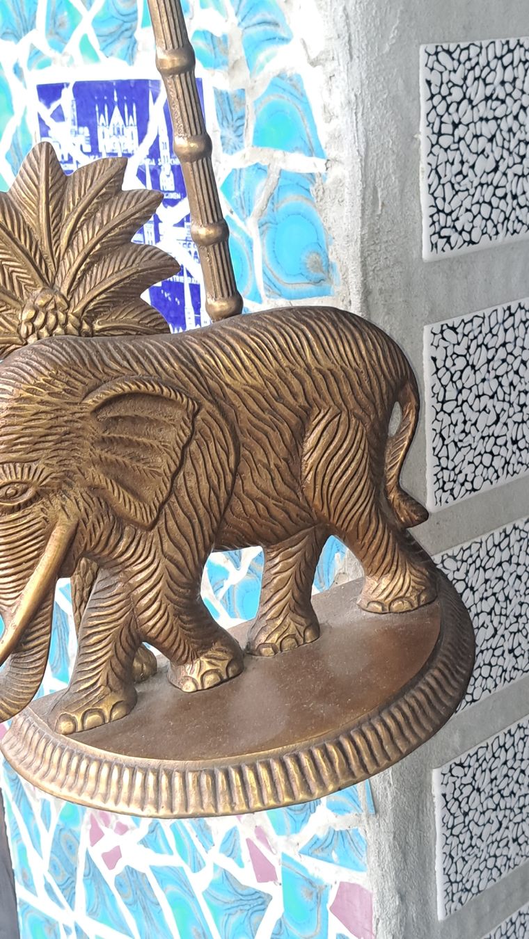 Statuette: Dekorative Türstopper-Figur aus Messing, Elefant – Usato da Kölliken venduto da Upcycling-by-Mc-TAM 3