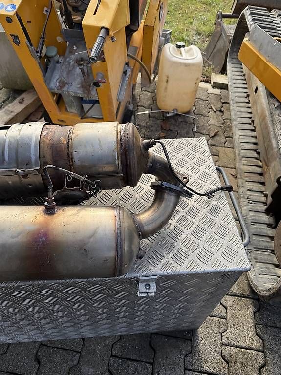 Sistemi di scarico: Toyota Hilux 2.5D 4WD partikel filter  – Usato da Horgen venduto da 11sh 2