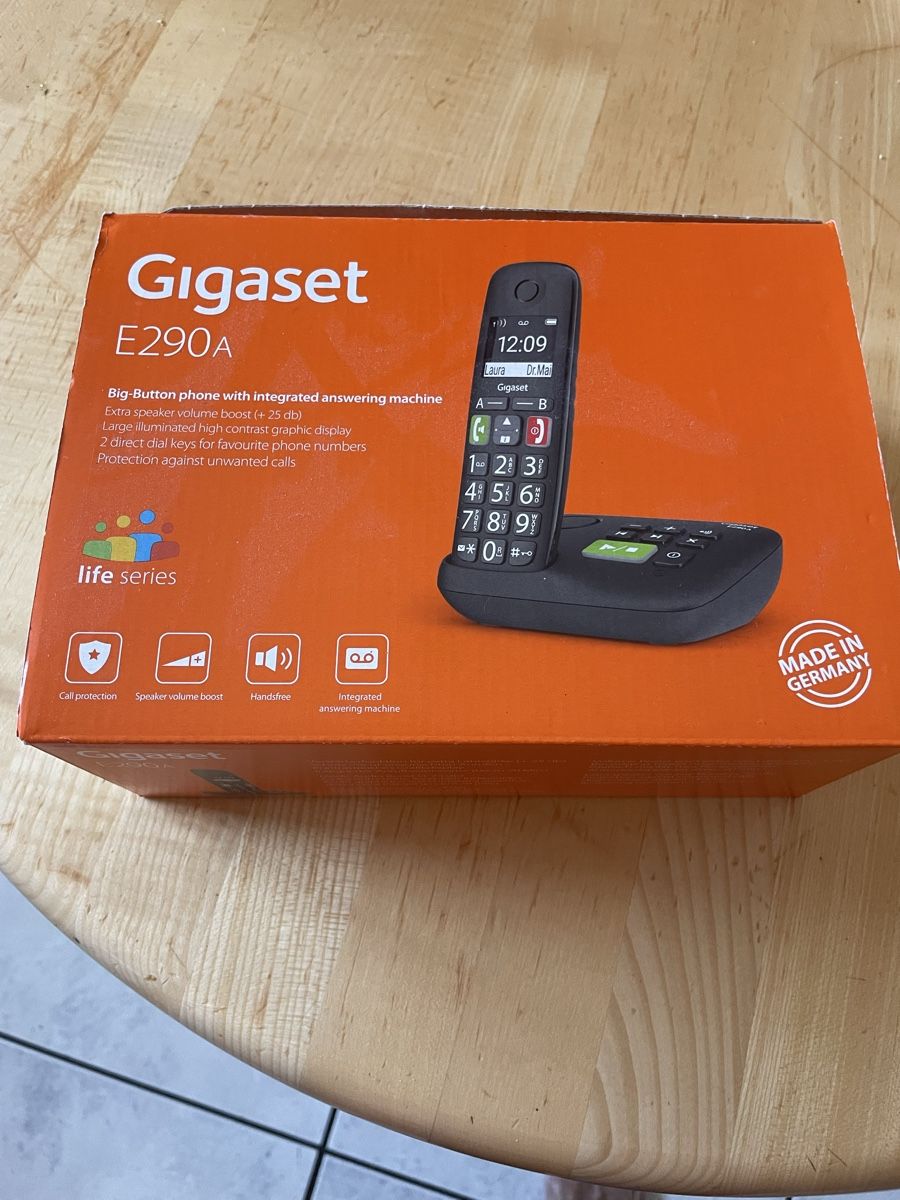Gigaset Telefone: Gigaset E290A CH VERSION Telefon CH mit Anrufbeantworter – Neu und originalverpackt aus Steinhausen von Piaweber1943. 1
